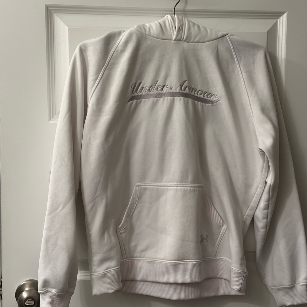 Under Armour Classic White Pullover medium women’s